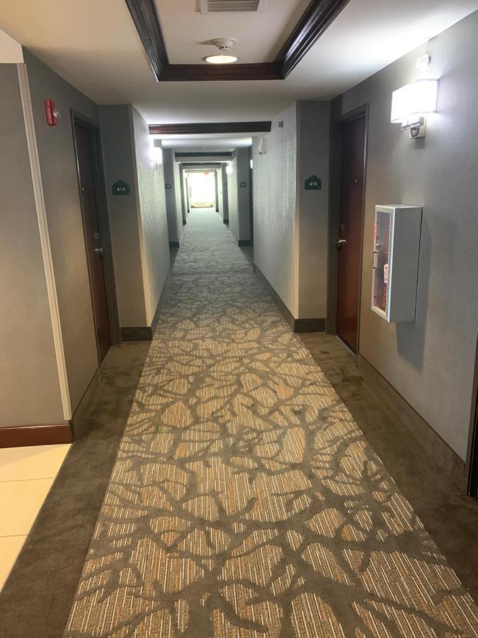 Wingate By Wyndham Southport Hotel Bagian luar foto