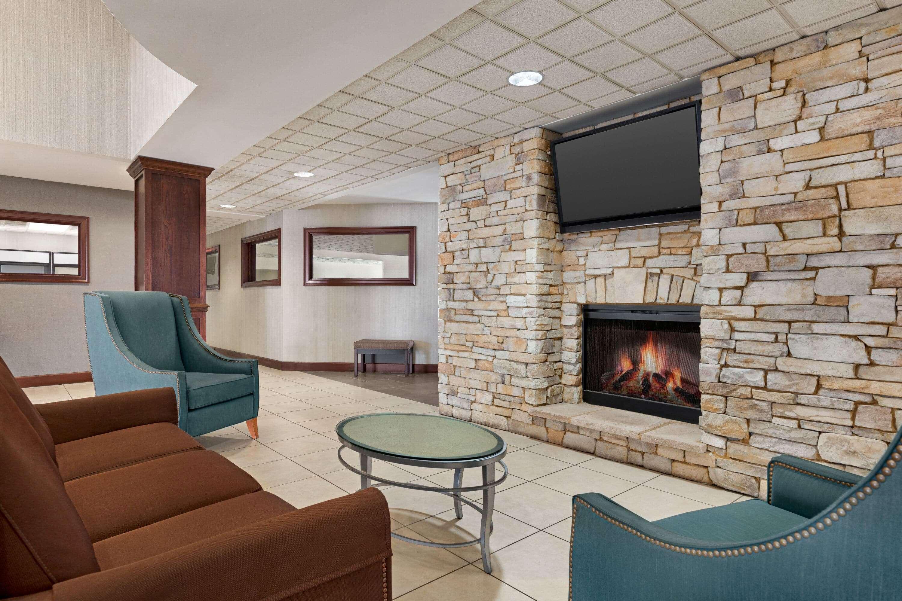 Wingate By Wyndham Southport Hotel Bagian luar foto